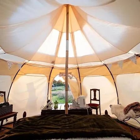 The Getaway - Woodland View - Couples Luxury Belle Tent - Adults Only - Byo Duvet, Pillows, Towels *
